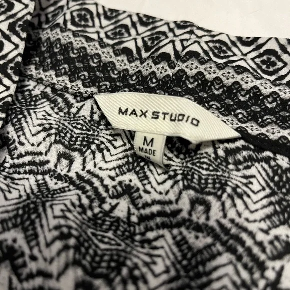 Max Studio open-front kimono black and white geometric pattern - Picture 3 of 10